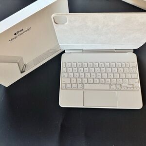 iPad Magic Keyboard
